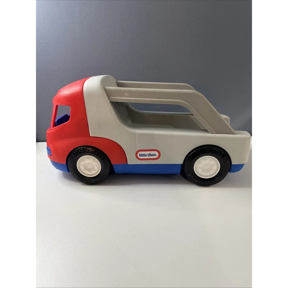 Vintage Little Tikes Semi Truck Car Carrier Hauler No Cars